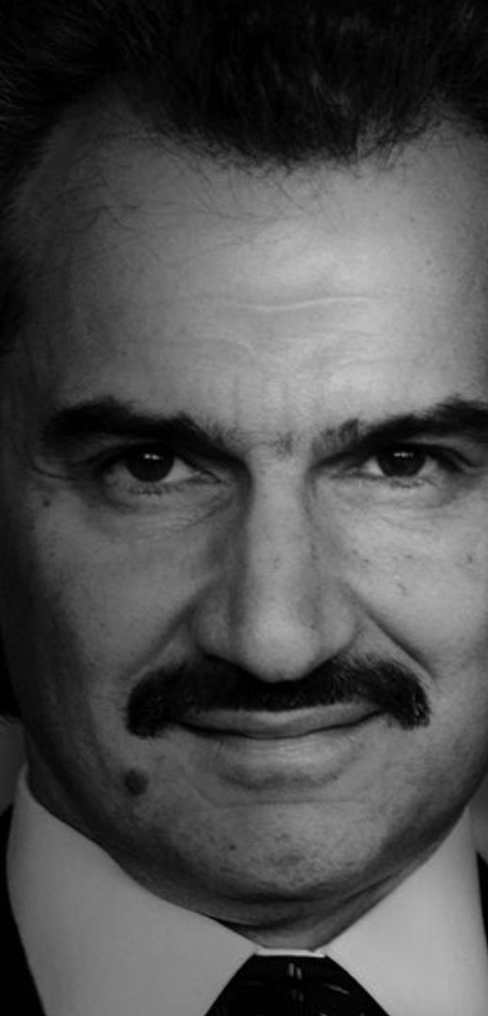 كيف  للتواصل بناء للإستفادة مؤسسة للإنسانية تسجيل طالب