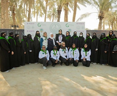 مكتب مؤسسة الوليد للانسانية للشكاوى والاستفسار للشكاوى والاستفسارات  يمكنك إرسال رسالتك وسنقوم بالرد عليك في أقرب وقت ممكن بعد التحقق من رسالتك مؤسسة الوليد للإنسانية نسمو لنرتقى من أجل مساعدتك.  تهتم مؤسسة الوليد بن طلال الخيرية في السعودية بدعم وتحفيز المنظمات والدراسات والمراكز الأكاديمية التي تركز على قضايا المرأة السعودية، بالإضافة إلى جهودها المستمرة للتخفيف من معاناة الفقر في المجتمع. تسعى المؤسسة من خلال هذه المبادرات إلى تعزيز دور المرأة وتمكينها اجتماعياً واقتصادياً، فضلاً عن تحسين الظروف المعيشية للأسر المحتاجة.