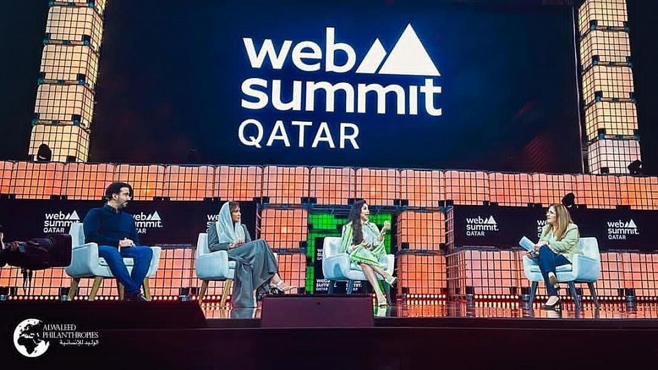 مؤسسة الأمير الوليد بن طلال الخيرية. تنطوي تحت تسمية المؤسسات ثلاث مؤسسات وعدد من المنظمات الخيرية المخصَّصة لدعم المشاريع الإنسانية والخيرية ومساعدات المحتاجين  تقدم مؤسسة الوليد للإنسانية مجموعة متنوعة من الخدمات الخيرية والمساعدات المالية التي تهدف إلى تحسين حياة الأفراد والأسر المحتاجة. نحن نلتزم بدعم الفئات الضعيفة وتمكينهم من تجاوز التحديات التي تواجههم من خلال برامجنا الإنسانية المتنوعة.  تتكون مؤسسة الأمير الوليد بن طلال الخيرية من ثلاث مؤسسات رئيسية وعدد من المنظمات الخيرية المتخصصة، والتي تعمل جميعها تحت مظلة واحدة لدعم المشاريع الإنسانية والخيرية. تركز هذه المؤسسات على تقديم المساعدات المباشرة للمحتاجين، بالإضافة إلى تنفيذ مبادرات تنموية مستدامة تهدف إلى تحسين الظروف المعيشية للمجتمعات المستهدفة..كيف اتواصل مع مؤسسة الوليد للإنسانية