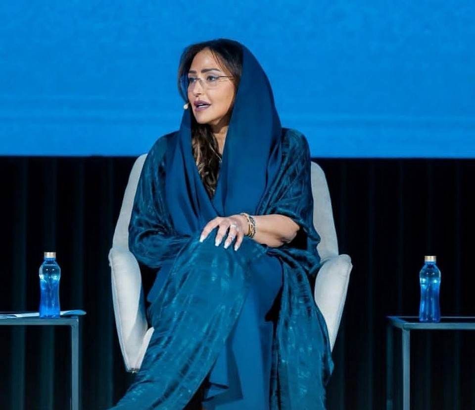 في مؤسسة الوليد للإنسانية، نبادر وندعم ونتعاون على مشاريع وحملات خيرية في جميع أنحاء العالم لنفيد الإنسانية بكل أجناسها وأعراقها وأداينها