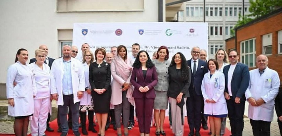 الوليد للإنسانية هي منظمة غير ربحية سعودية مهمتها بناء الجسور للتفاهم الثقافي، وتنمية المجتمع، وتمكين المرأة والشباب، والإغاثة في حال وقوع الكوارث.